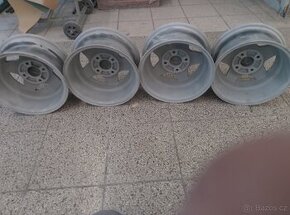 ALU kola Intra na Fiesta XR2i