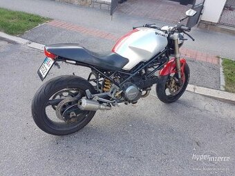 Ducati monster 600 - 1