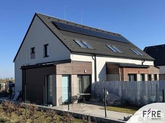 Prodej bytu 3+kk 80 m² se zahradou, Rodov u Hradce Králové
