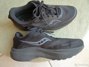 Sportovní, běžecké boty Saucony Axon 3, 46