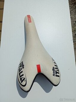 Sedlo Selle Italia - 1
