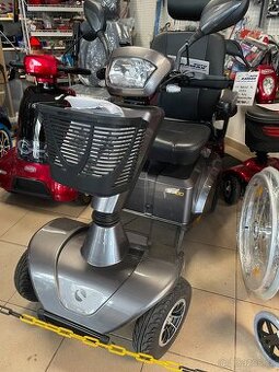 SENIORSKÝ INVALIDNÍ VOZÍK Sterling S 700