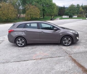 Hyundai i30 CRDI combi