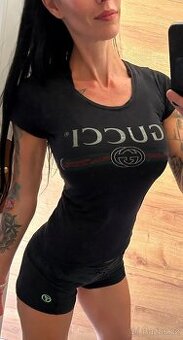 DÁMSKÉ SLIM-FIT TRIČKO S(36_38)