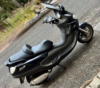 Prodám Piaggio X9 250 Evolution zimní cena do 19.10.