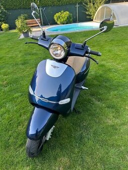 Elektrický skútr HECHT Citis Blue