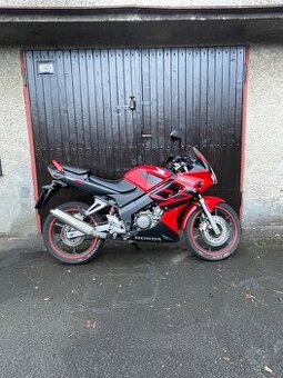 Honda CBR125R