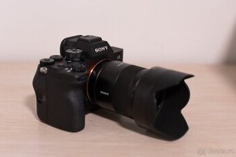 Sony a7iv + příslušenství