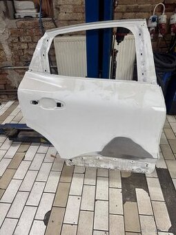 DVEŘE PRAVÉ ZADNÍ  RENAULT ARKANA