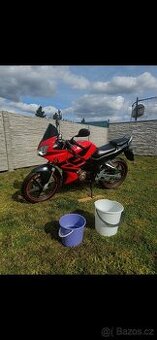 Honda CBR 125R (2004)