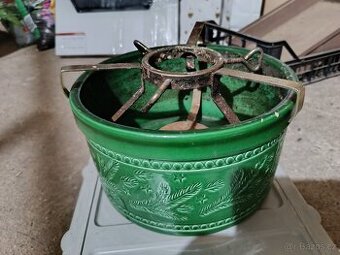 Prodám dva stojany na vánoční stromeček