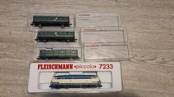 Vláčky N - mašinka a vagónky - Fleischmann
