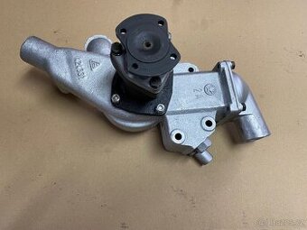 Vodní pumpa Š 1203