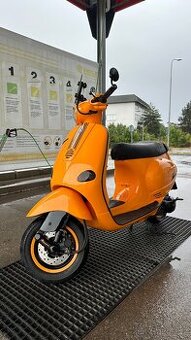 Vespa ET4 125