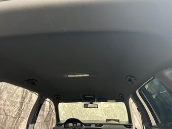 Černá stropnice Škoda Octavia III RS Combi 2015