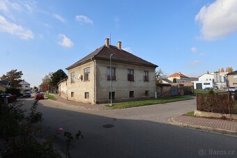 Prodej podílu velkého RD v Hrušovanech nad Jevišovkou - 1