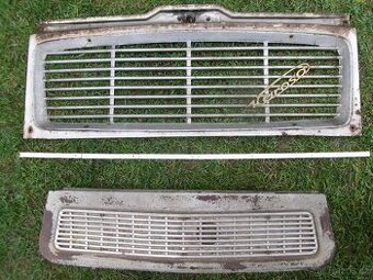 Prodám nádrže na moto a díly na Škoda 100, zadní čelo a zadn