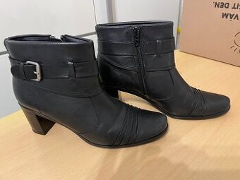 kozačky kotníkové celokožené