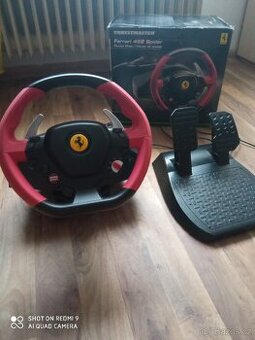 thrustmaster Ferrari 458 spider - 1