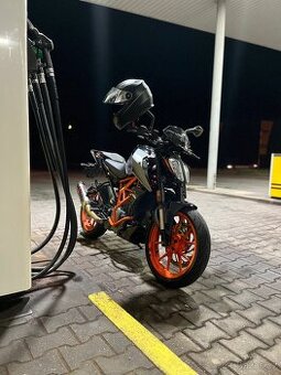 KTM DUKE 390