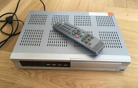 Satelitní přijímač Humax CI-8100