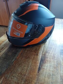 Schuberth C5