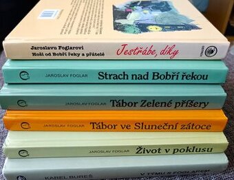 Jar. Foglar: 6x knihy.