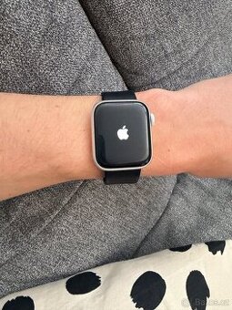 Apple Watch SE (2. generace) GPS + Cellular – 40 mm