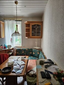 Prodám rohovou lavici