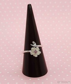 Stříbrný roztahovací prsten - květ (dva druhy)