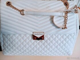 Luxusní kabelka z kolekce světové značky Valentino - 1