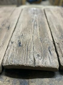 Betonová dlažba - vzor dřeva