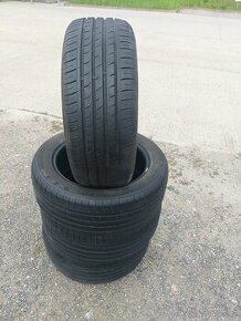 Prodám sadu letních pneu Nexen 215/55 R17
