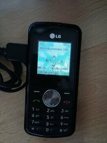 Prodám retro telefon LG