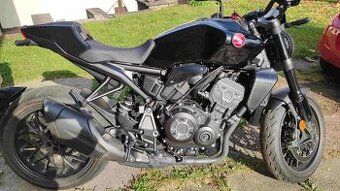 Honda CB1000R Black Edition