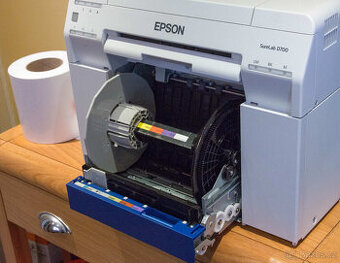 Surelab EPSON SL-D700 -  nová tlačová hlava + inkoust