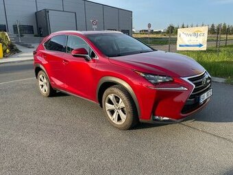 Lexus NX 300h, 2,5l hybrid, ČR, Luxury line