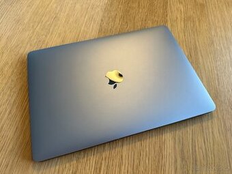 Apple MacBook 13, M1, 2020, TOP STAV