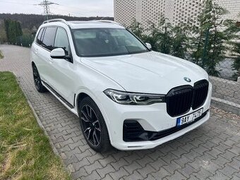 BMW X7 40i 2020