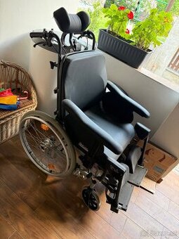 Invalidní vozík DMA - 1