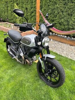 Ducati Scrambler 800