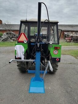 Štípačka na dřevo za traktor