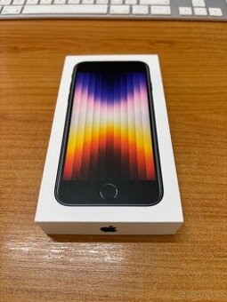 Apple iPhone SE 2022 - 128GB jako Nový