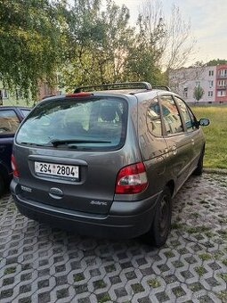 Renault scenic