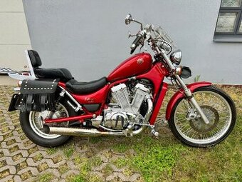 Suzuki vs 800 Intruder
