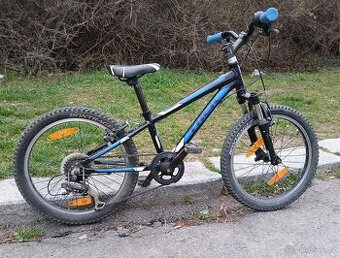 TREK MT60 20"