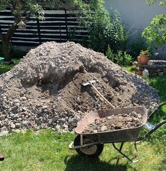 Za odvoz  betonový recyklát 0/63