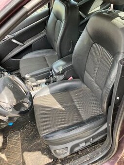Peugeot 407 polokožené el. sedačky