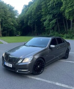 Mercedes Benz W212 E250