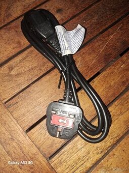 Napájecí kabel UK k počítači - 1